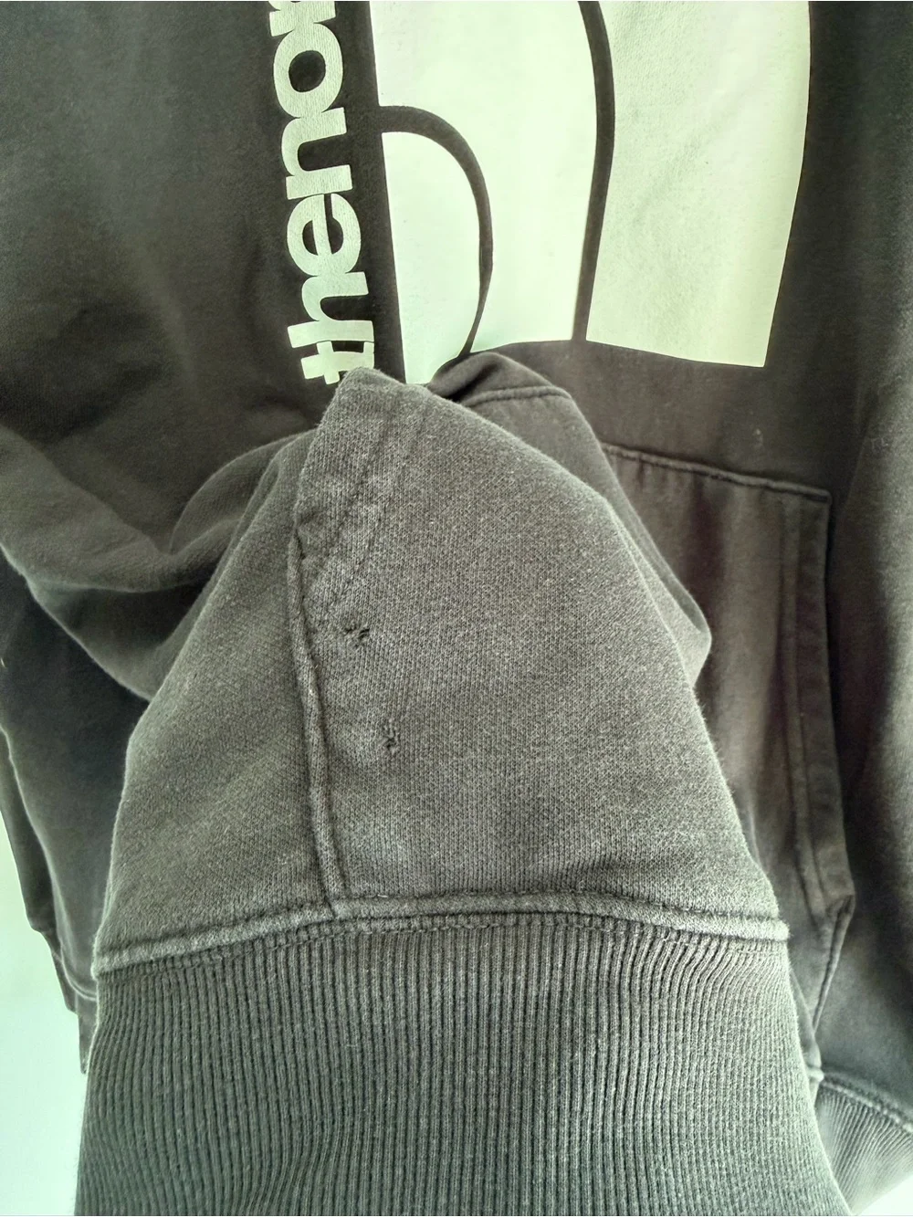 The North Face Black Hoodie with Logo. Men’s XXL